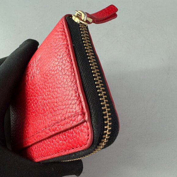 Marc Jacobs LEATHER ZIP AROUND WALLET IN TRUE RED - Picture 12 of 15